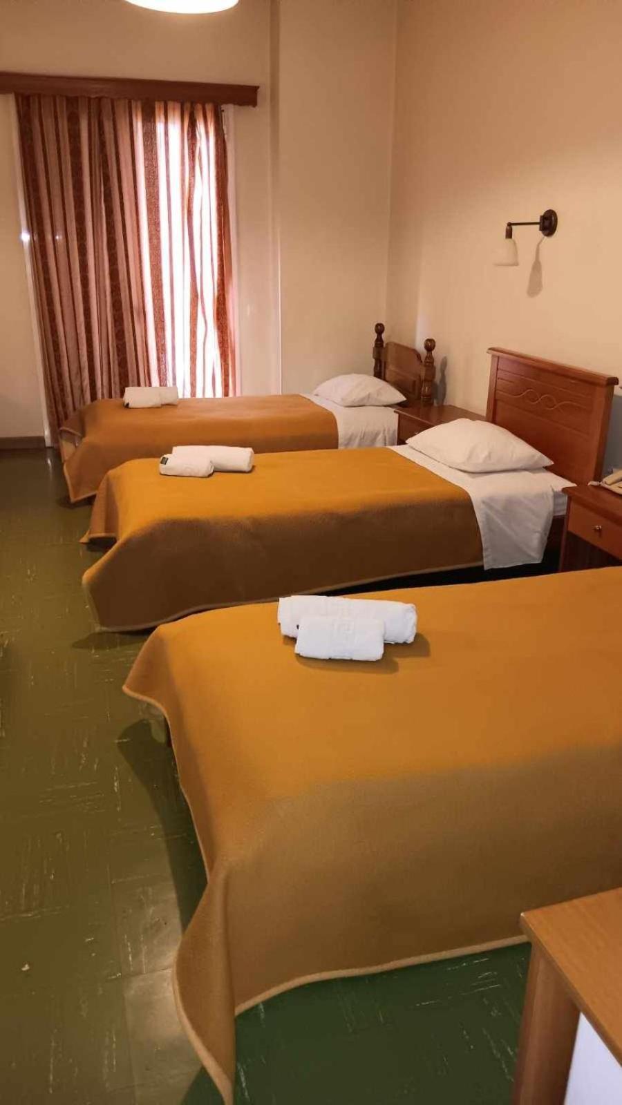 Hotel Liberty Mesolóngion Eksteriør bilde