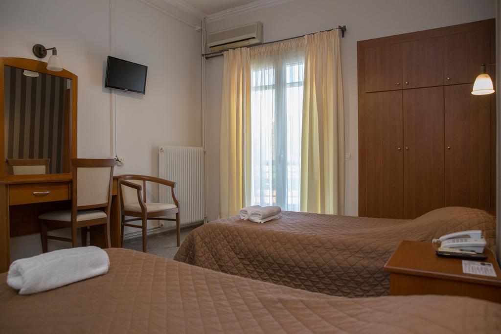 Hotel Liberty Mesolóngion Eksteriør bilde