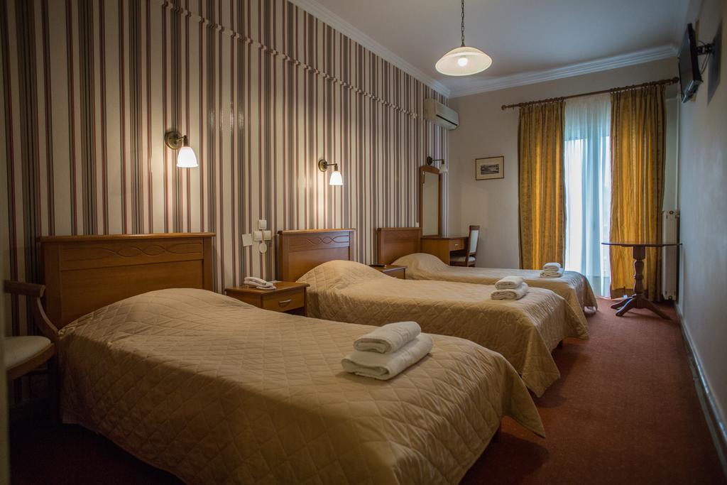 Hotel Liberty Mesolóngion Eksteriør bilde