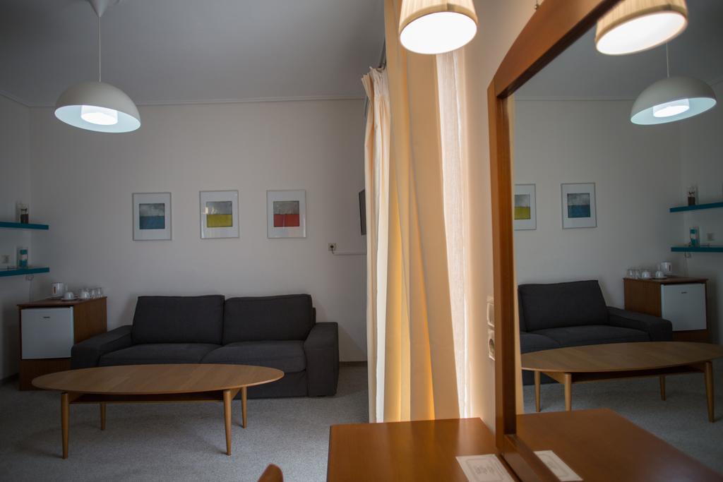 Hotel Liberty Mesolóngion Eksteriør bilde