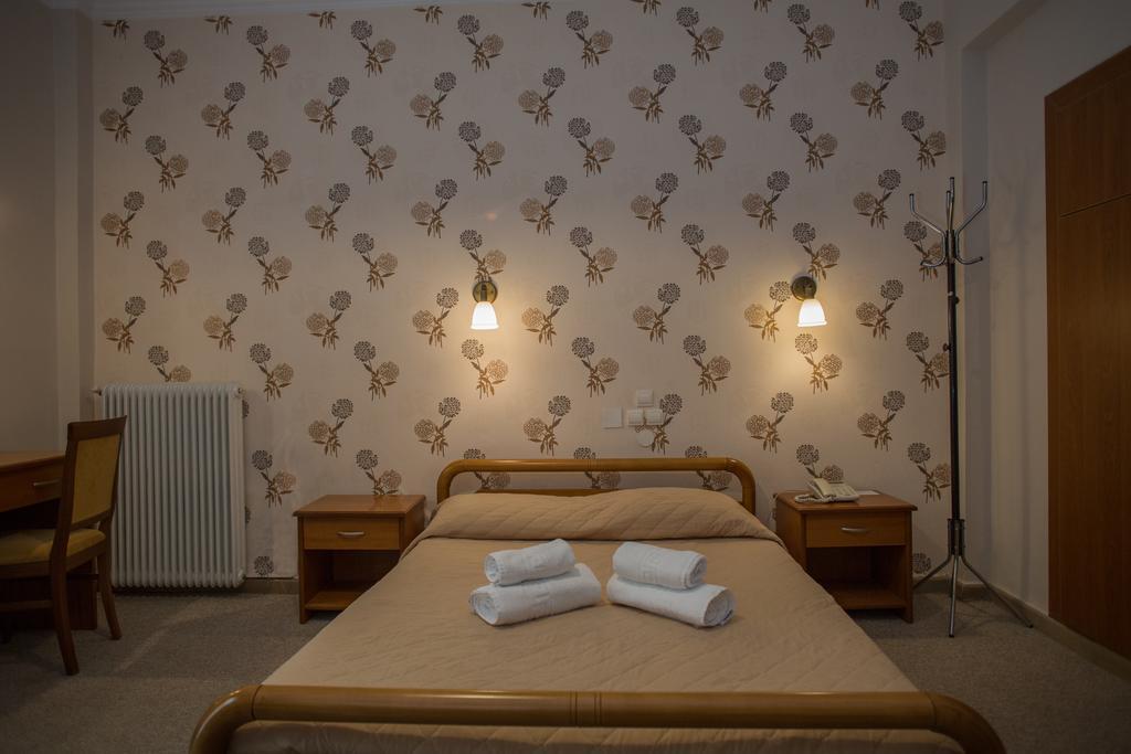 Hotel Liberty Mesolóngion Eksteriør bilde