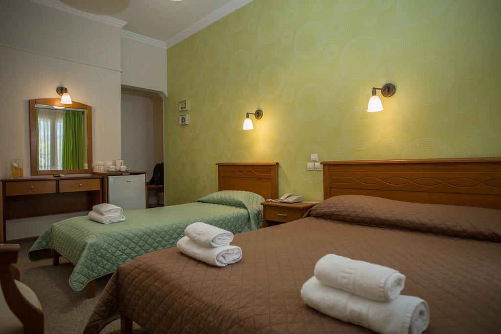 Hotel Liberty Mesolóngion Eksteriør bilde