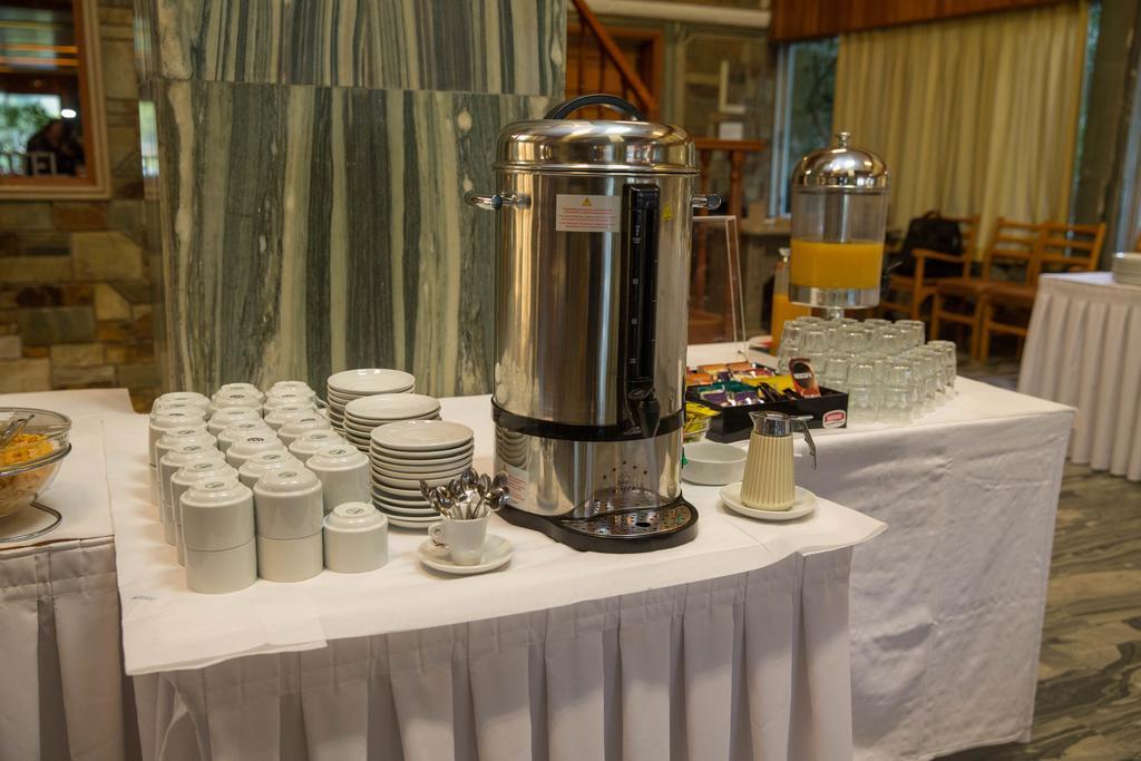 Hotel Liberty Mesolóngion Eksteriør bilde