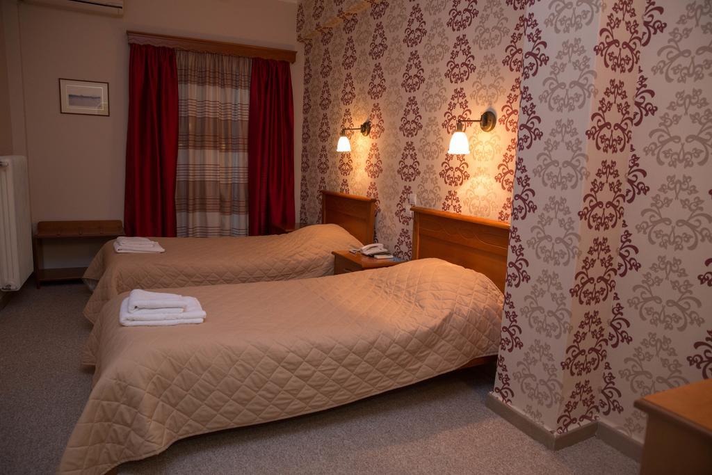 Hotel Liberty Mesolóngion Eksteriør bilde