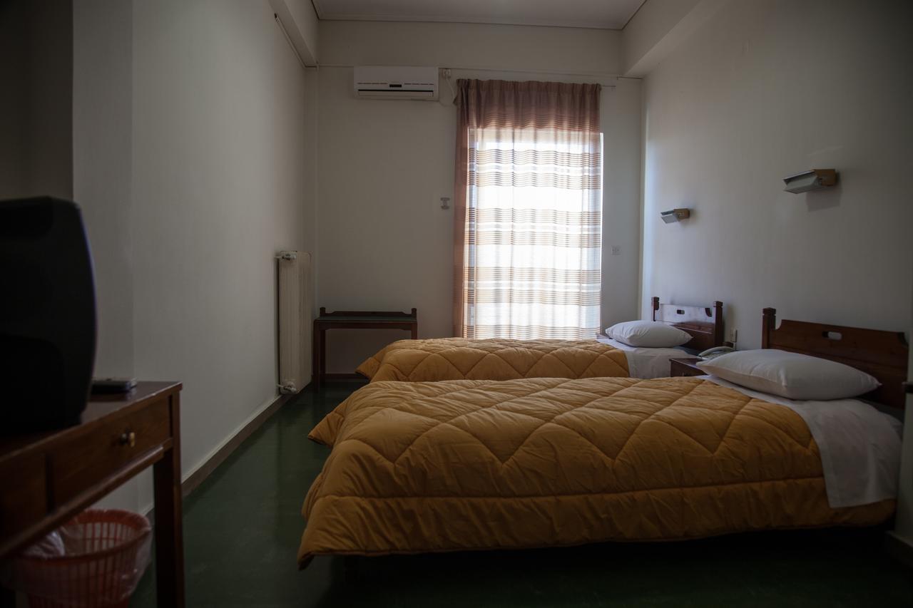 Hotel Liberty Mesolóngion Eksteriør bilde
