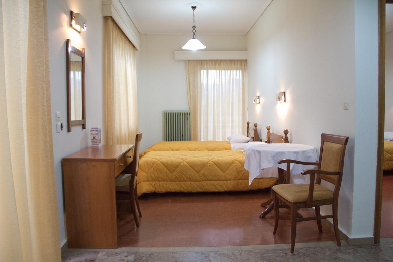 Hotel Liberty Mesolóngion Eksteriør bilde